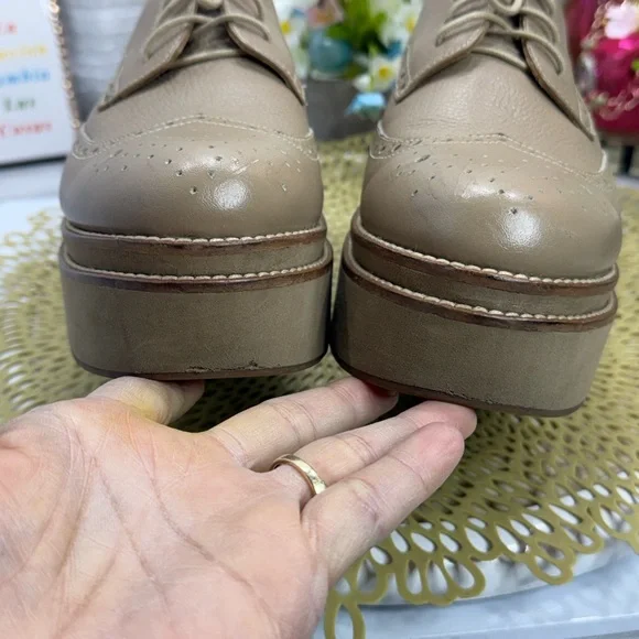(E) DONNA CATTIVA Women's Platform Oxford Shoes leather with Laces,Size 7/6.5USA - Picture 13 of 13